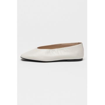 Balerini din piele cu model uni si varf patrat Balerini din piele cu model uni si varf patrat